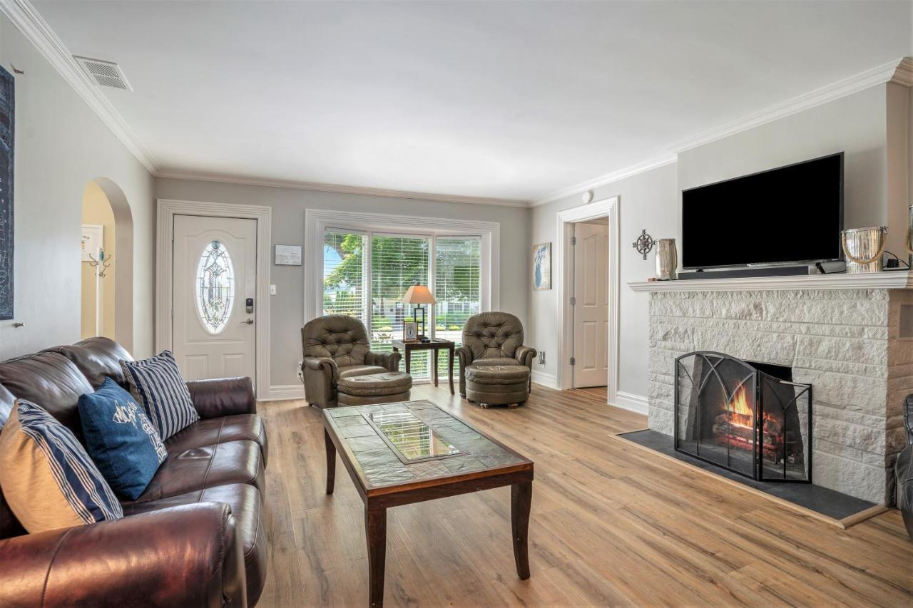 Serenity Now Saugatuck Exterior photo